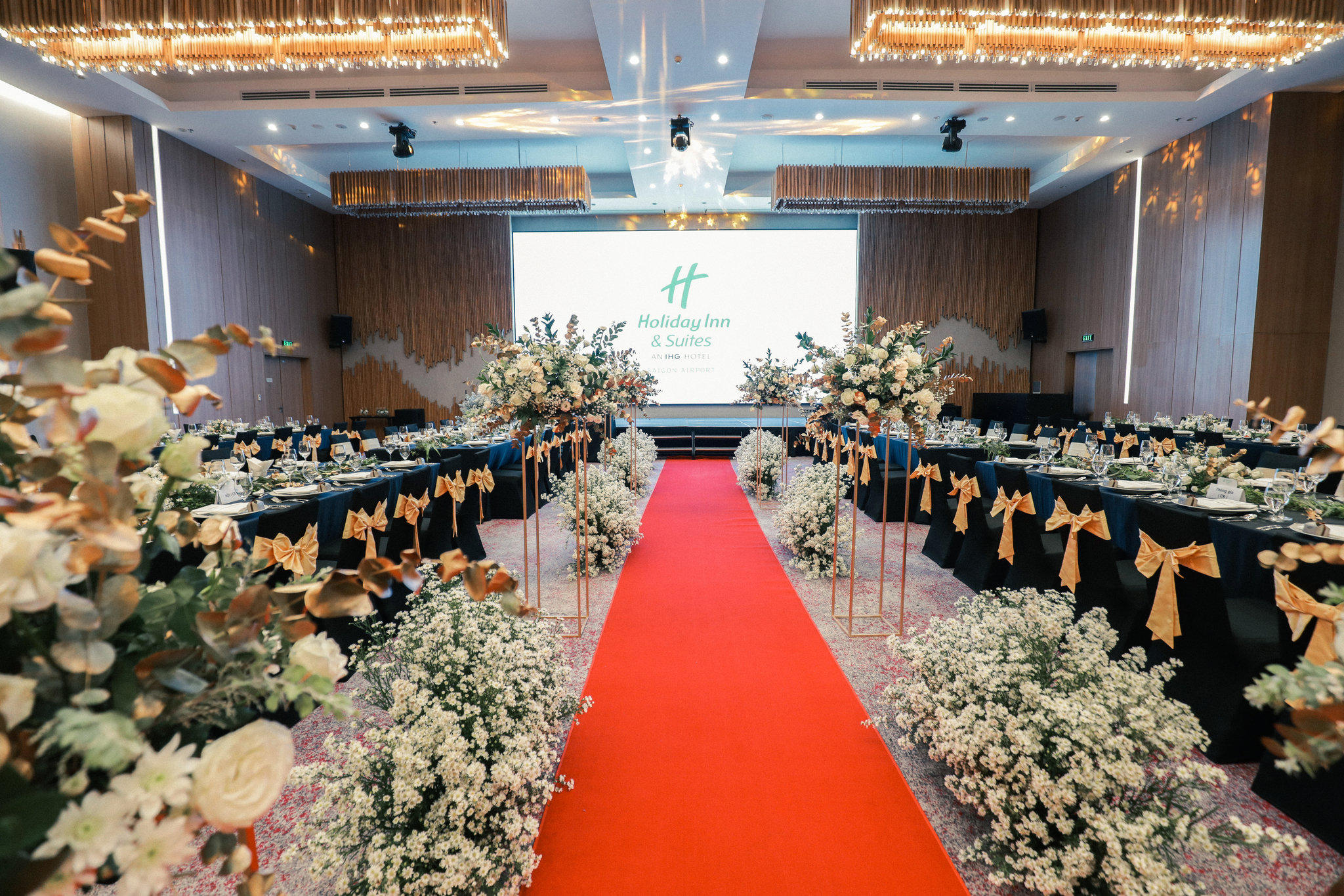 Фото Holiday Inn & Suites Saigon Airport