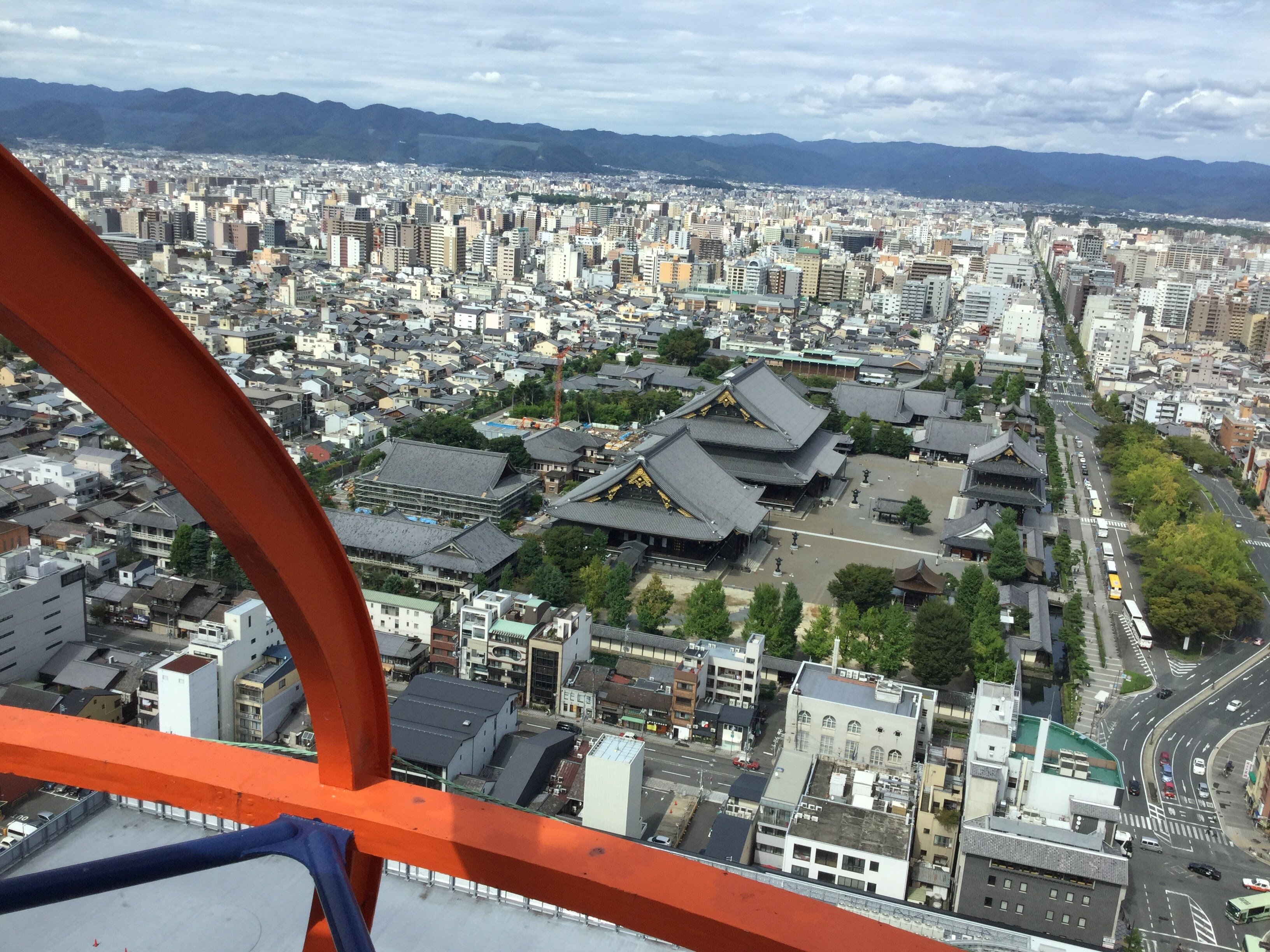 Фото Kyoto Tower Hotel