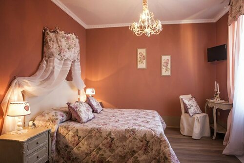Гостиница Bed & Breakfast Il Biancospino в Аббадии-Сане-Сальваторе