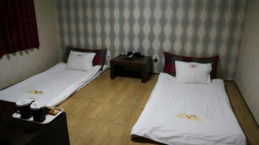 Фото High Valley Hotel