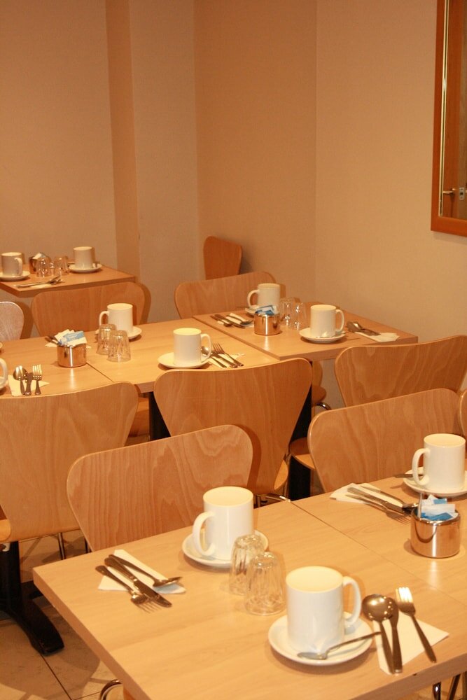 Фото Coronation Hotel