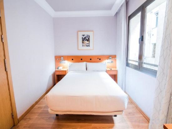 Фото Petit Palace Cliper Gran Vía