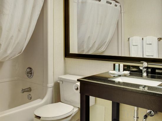 Фото Comfort Inn East