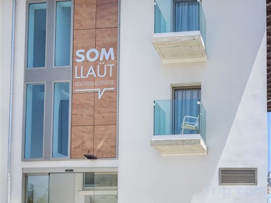 Фото Llaut Boutique Hotel