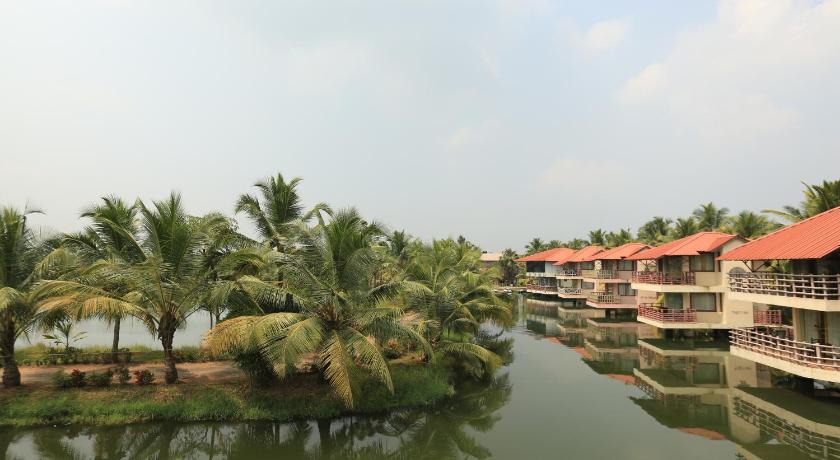 Фото Kalathil Lake Resort