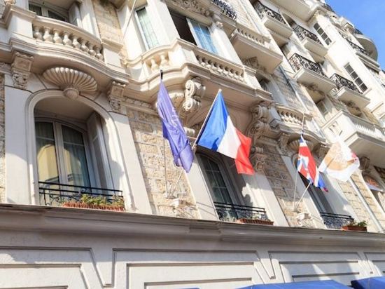 Фото Hôtel Le Grimaldi