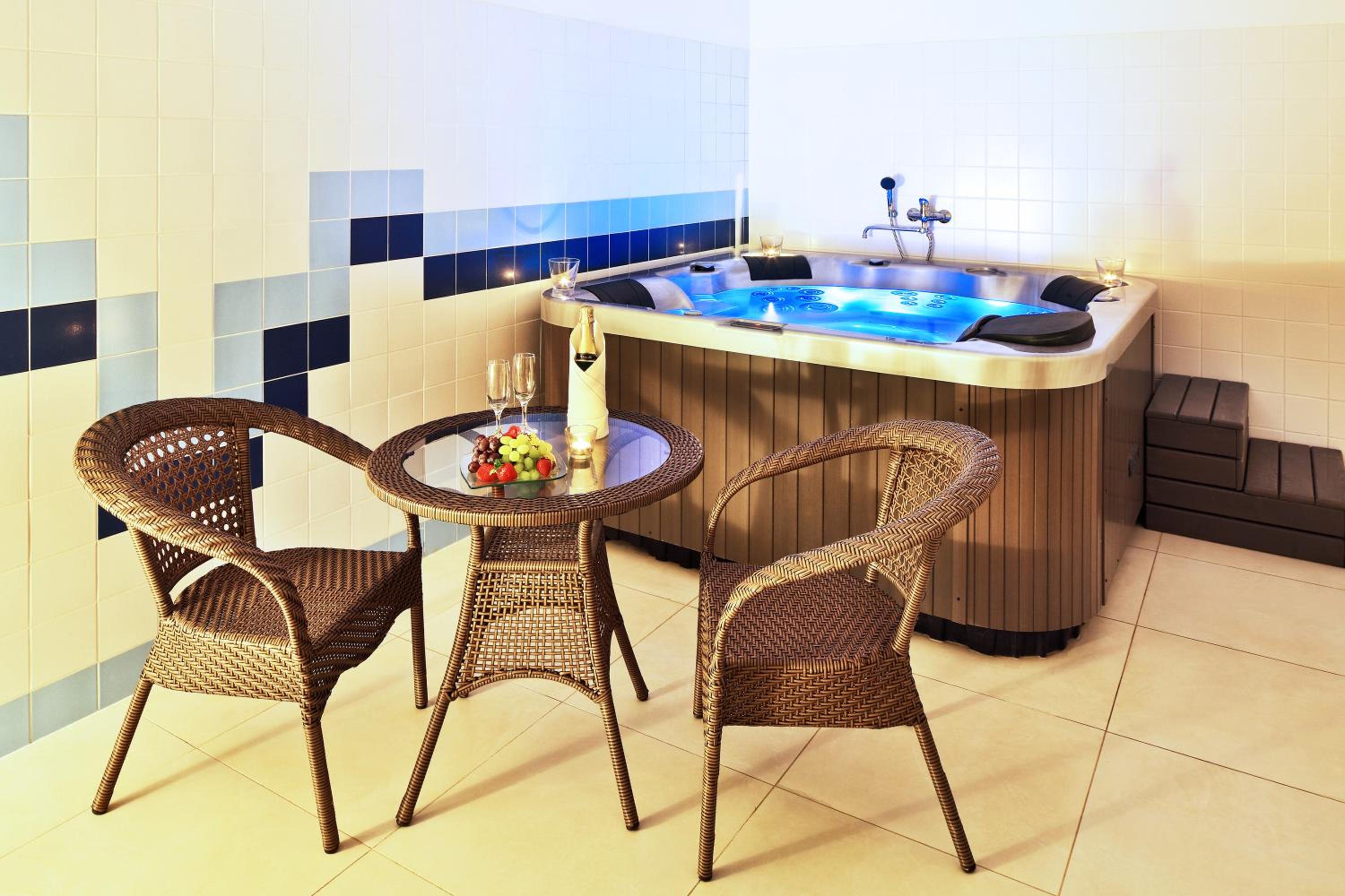 Фото Hotel Flora