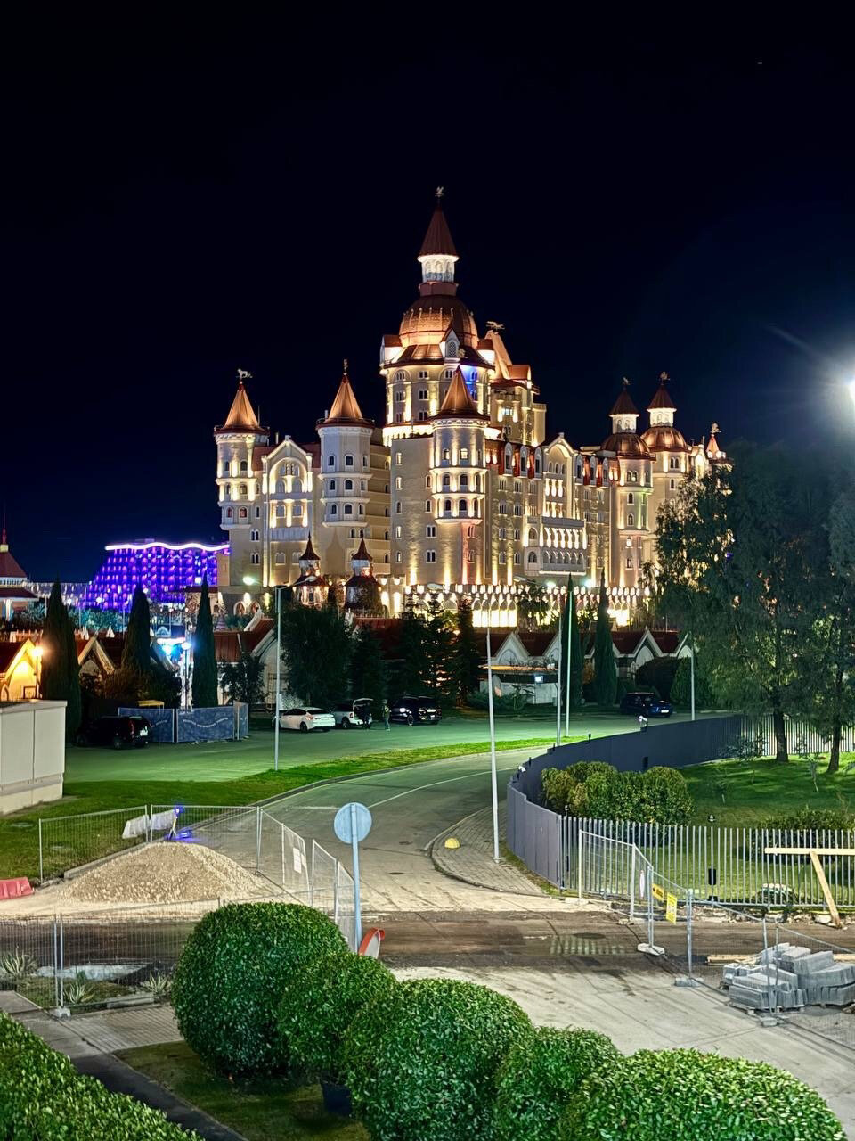 Фото отеля 2