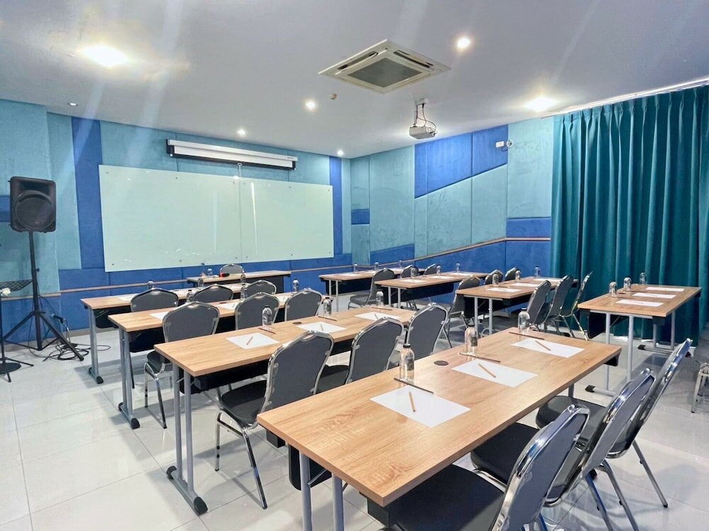 Фото Anna-Nava Pakkret Hotel