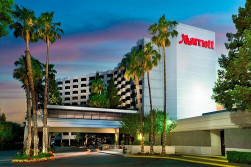 Гостиница Sacramento Marriott Rancho Cordova в Ранчо Кордове