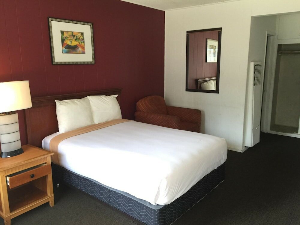 Фото Holiday Lodge