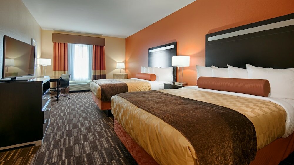 Фото Best Western Plus Desert Poppy Inn