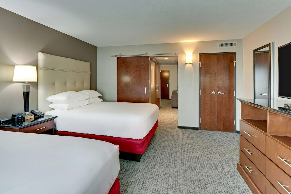 Фото Drury Plaza Hotel St. Paul Downtown