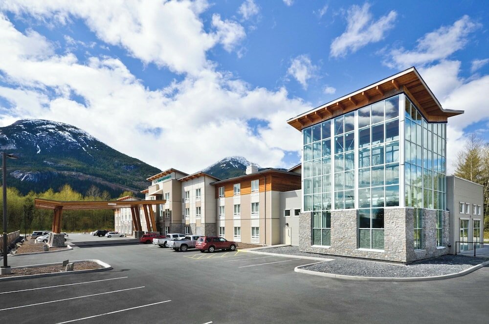 Фото Sandman Hotel & Suites Squamish