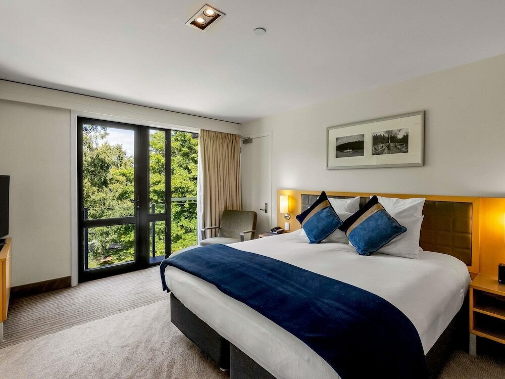 Фото Novotel Queenstown Lakeside