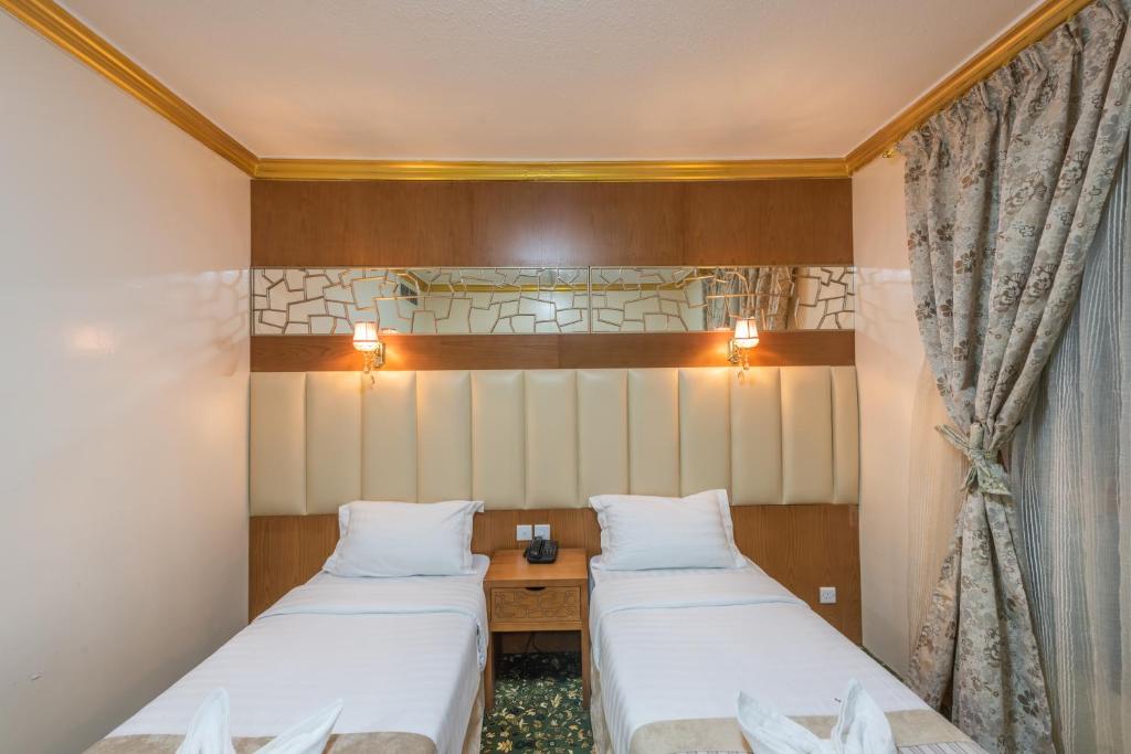 Фото Grand Zowar