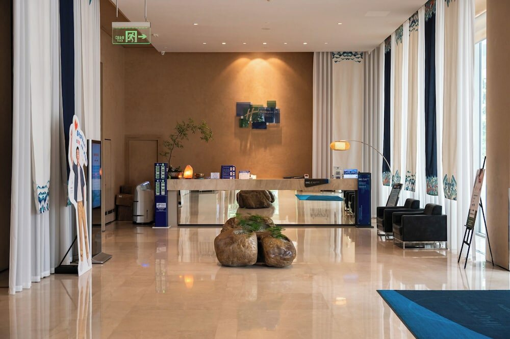Фото Holiday Inn Express Chengdu Wenjiang Hotspring, an Ihg Hotel