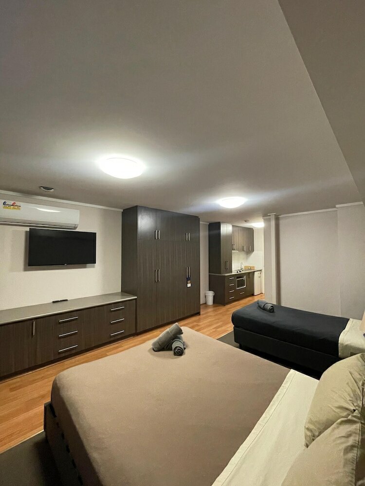 Фото Spinifex Hotel