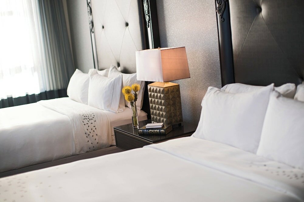 Фото Renaissance Pittsburgh Hotel