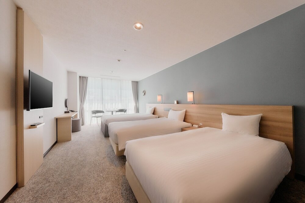 Фото Kyoto Tower Hotel