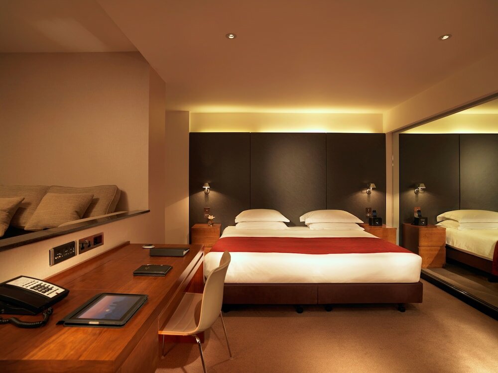 Фото Royal Garden Hotel