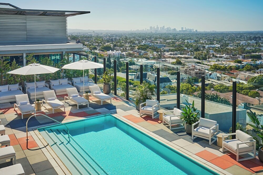 Фото The Sun Rose West Hollywood