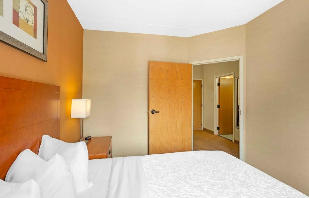 Фото MainStay Suites Of Lancaster County