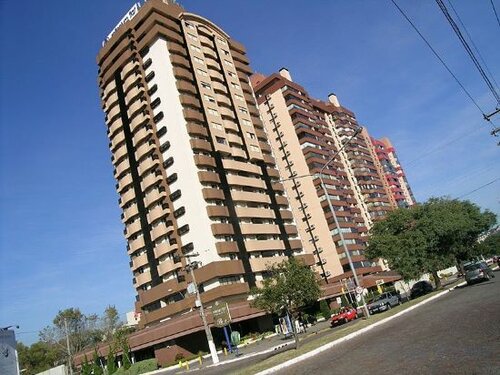 Внешний вид отеля Blue Tree Towers Millenium Porto Alegre в Порту-Алегри, фото 1
