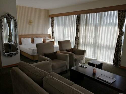 Гостиница Nice Royal Otel в Аташехире