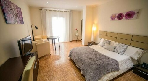 Гостиница Oasis Familiar в Эстремадуре