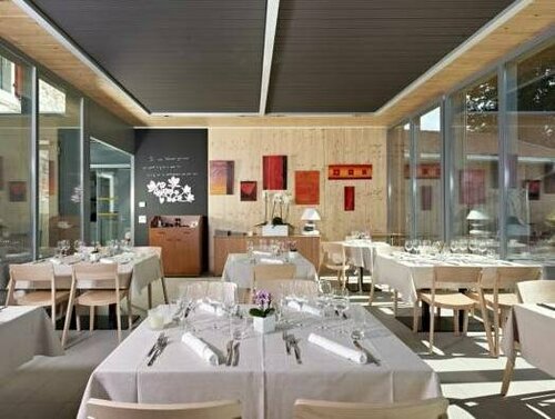 Гостиница Hôtel au Boeuf Rouge в Же