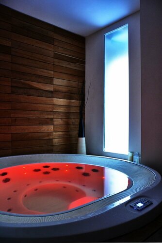 Гостиница Hotel Touring Wellness & Beauty во Фьюджи