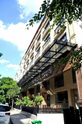 Imperial Saigon Hotel