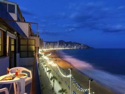 Гостиница Hotel Bilbaino в Провинции Валенсия