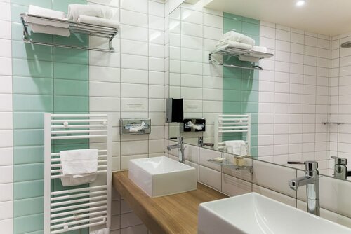 Гостиница Logis Hotel Le Rabelais в Фонтене-ле-Конте