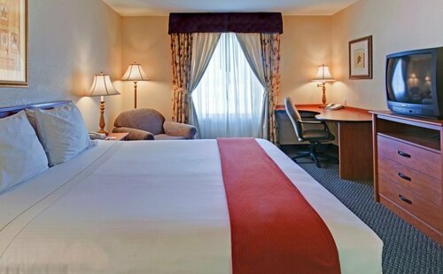 Гостиница Holiday Inn Express Las Vegas-Nellis, an Ihg Hotel в Норт-Лас-Вегасе