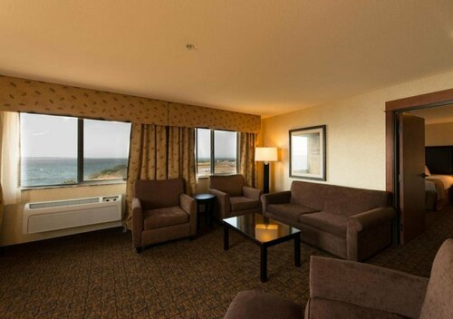 Гостиница Lloyd Hotel Astoria Bayfront, Ascend Hotel Collection в Астории