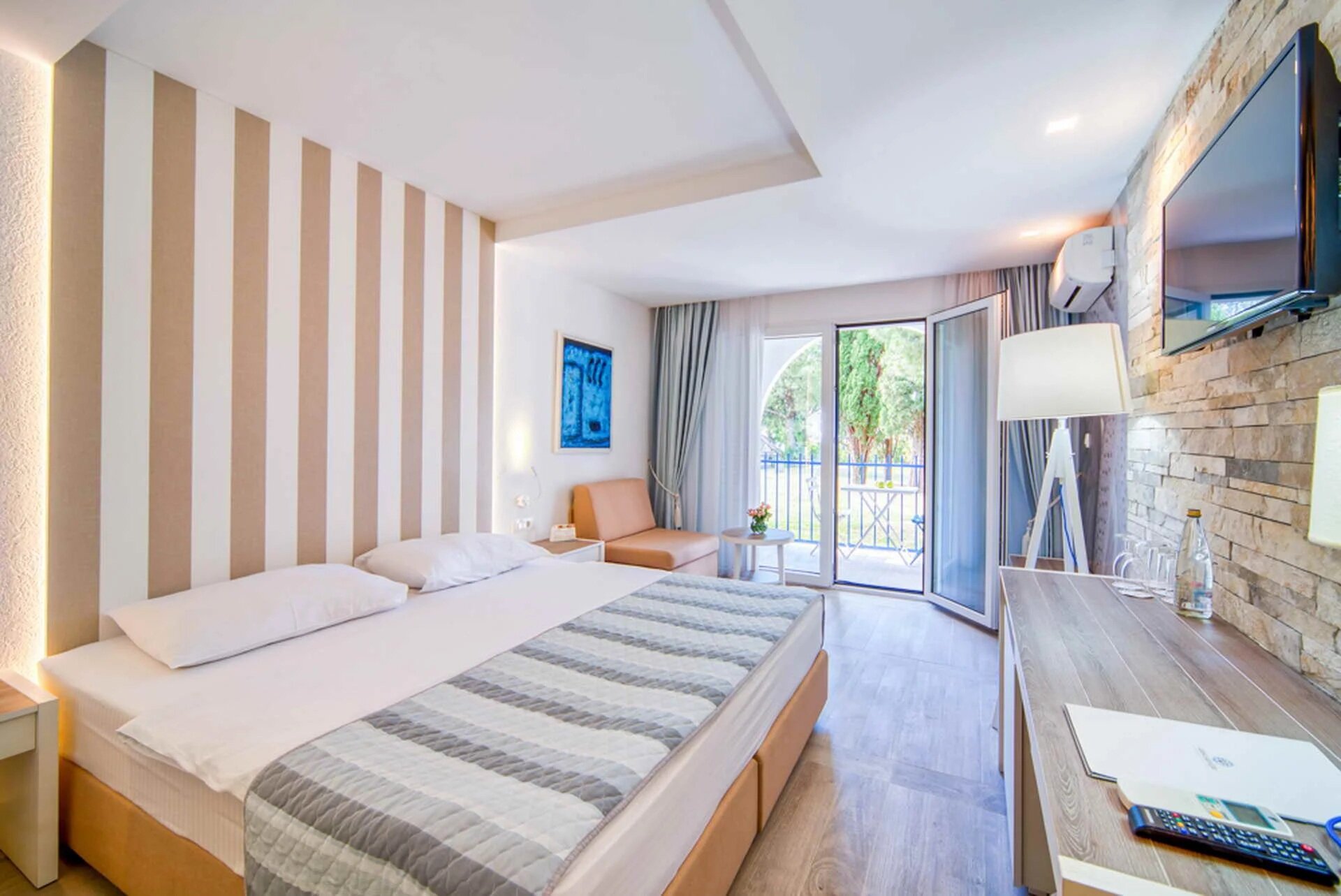 Фото Hotel Aleksandar