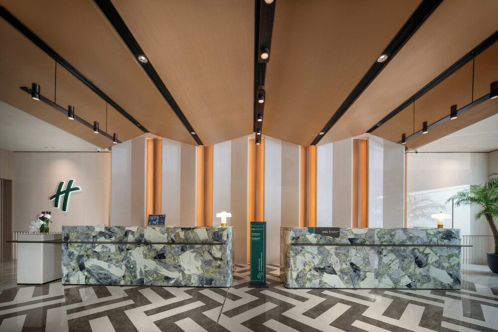 Фото Yimei Plaza Hotel