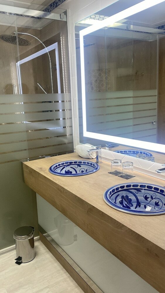 Фото Saray Hotel