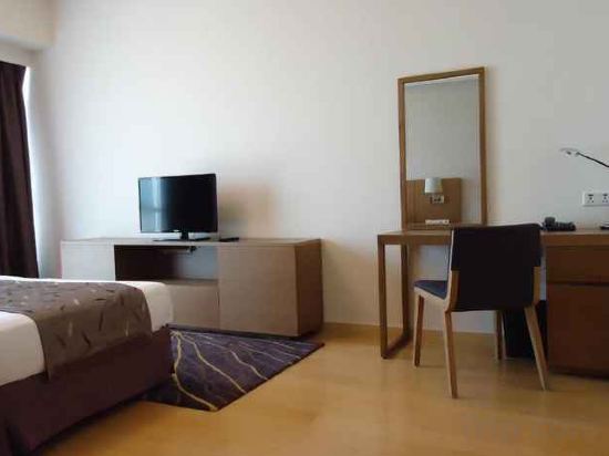 Фото Апарт-отель Somerset Vista Ho Chi Minh City