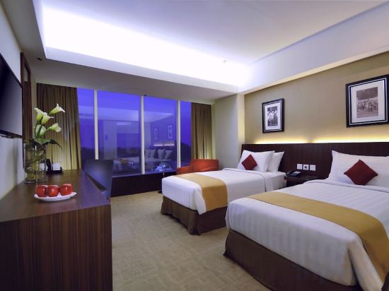 Фото Aston Madiun Hotel & Conference Center