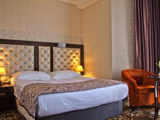 Фото Discovery Hotel Bishkek