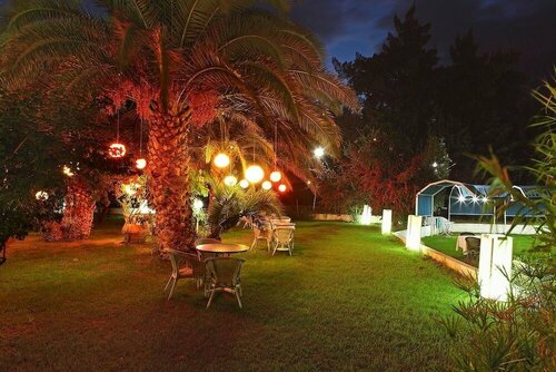 Гостиница Hotel Buyuk Saruhan в Юнусэмре