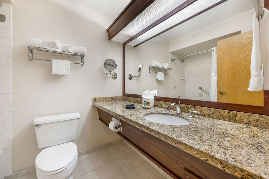 Фото Best Western Plus Mill Creek Inn