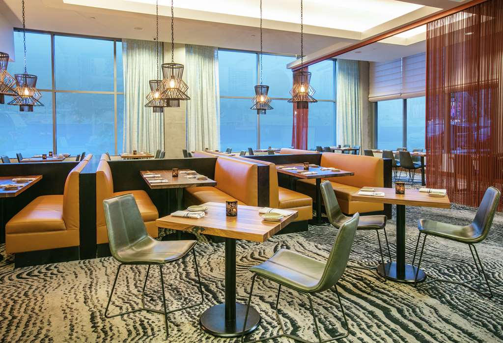 Фото Hilton Garden Inn Seattle Downtown
