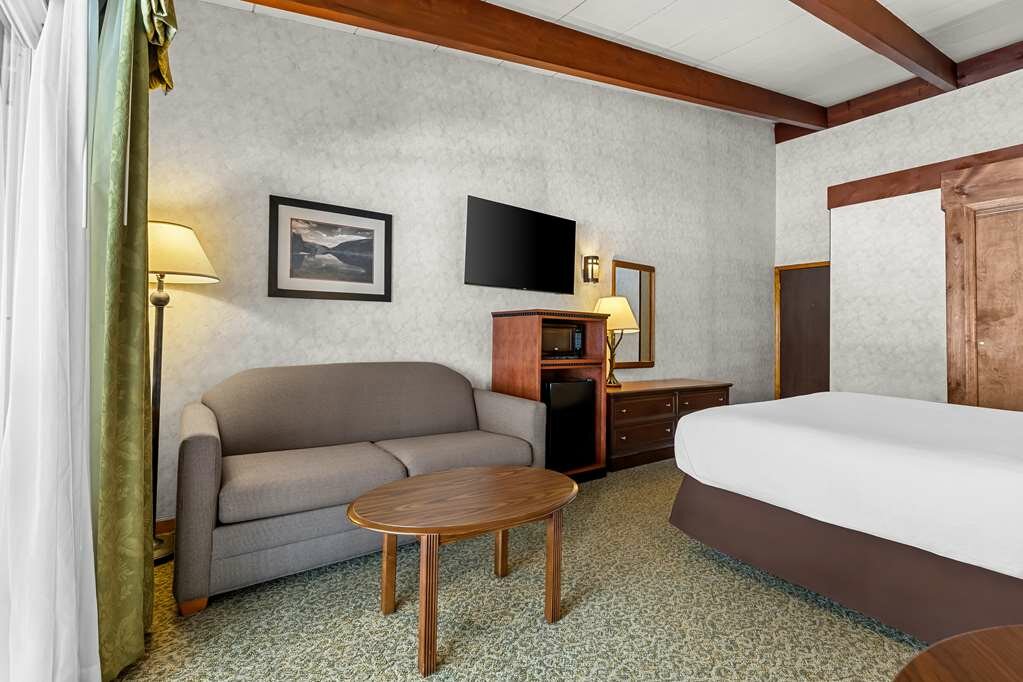 Фото Best Western Adirondack Inn
