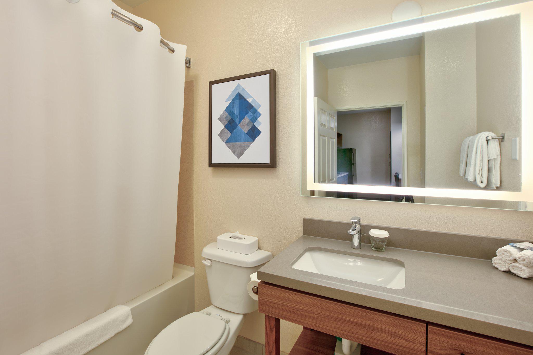 Фото Candlewood Suites Idaho Falls, an Ihg Hotel