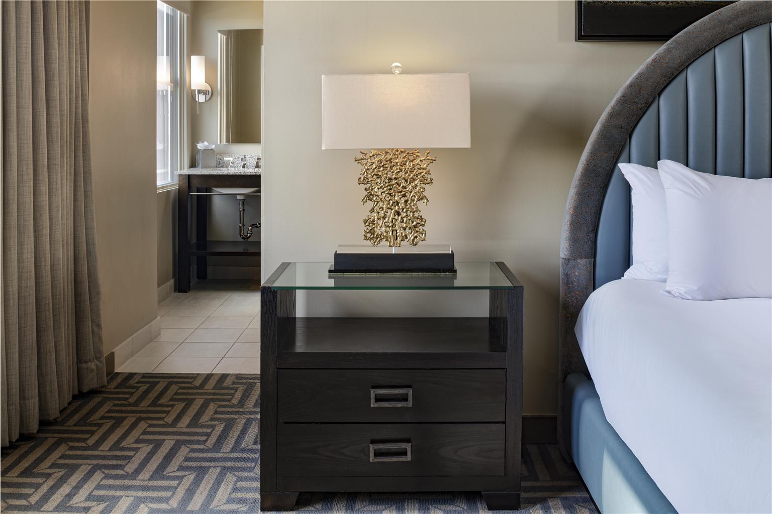 Фото Colcord Hotel