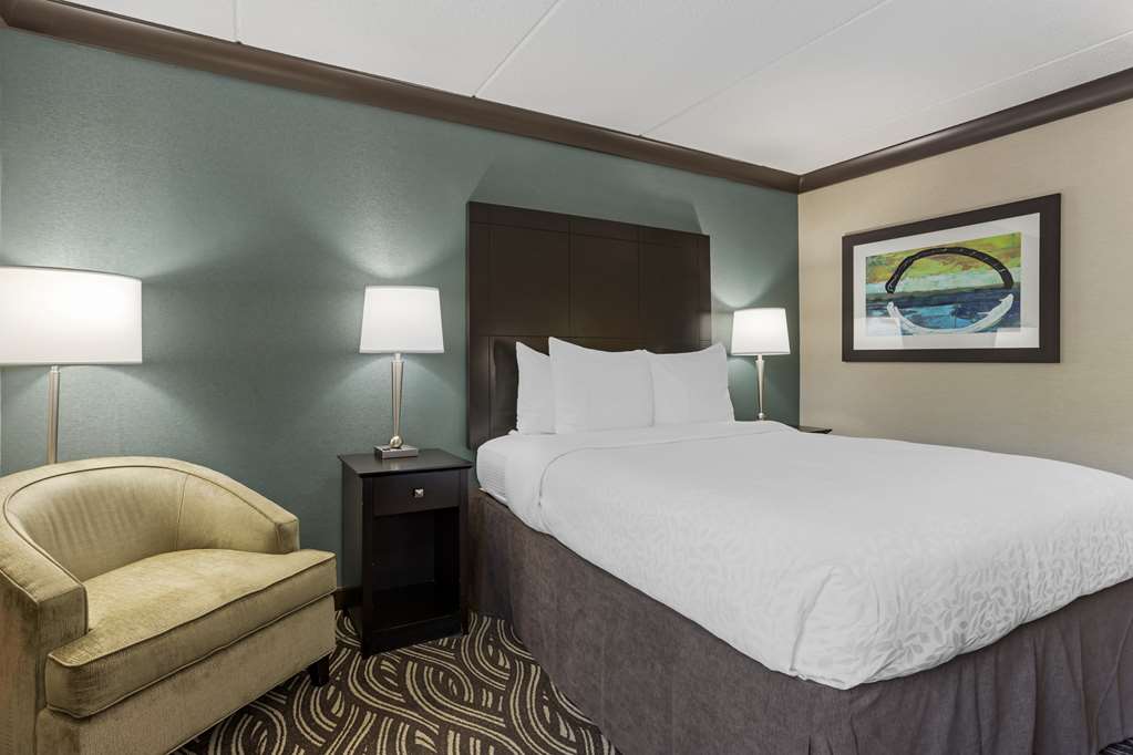 Фото Best Western Plus Kingston Hotel And Conference Center